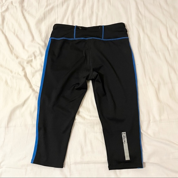 Under Armour Capri Leggings in Black/Blue - Picture 2 of 4